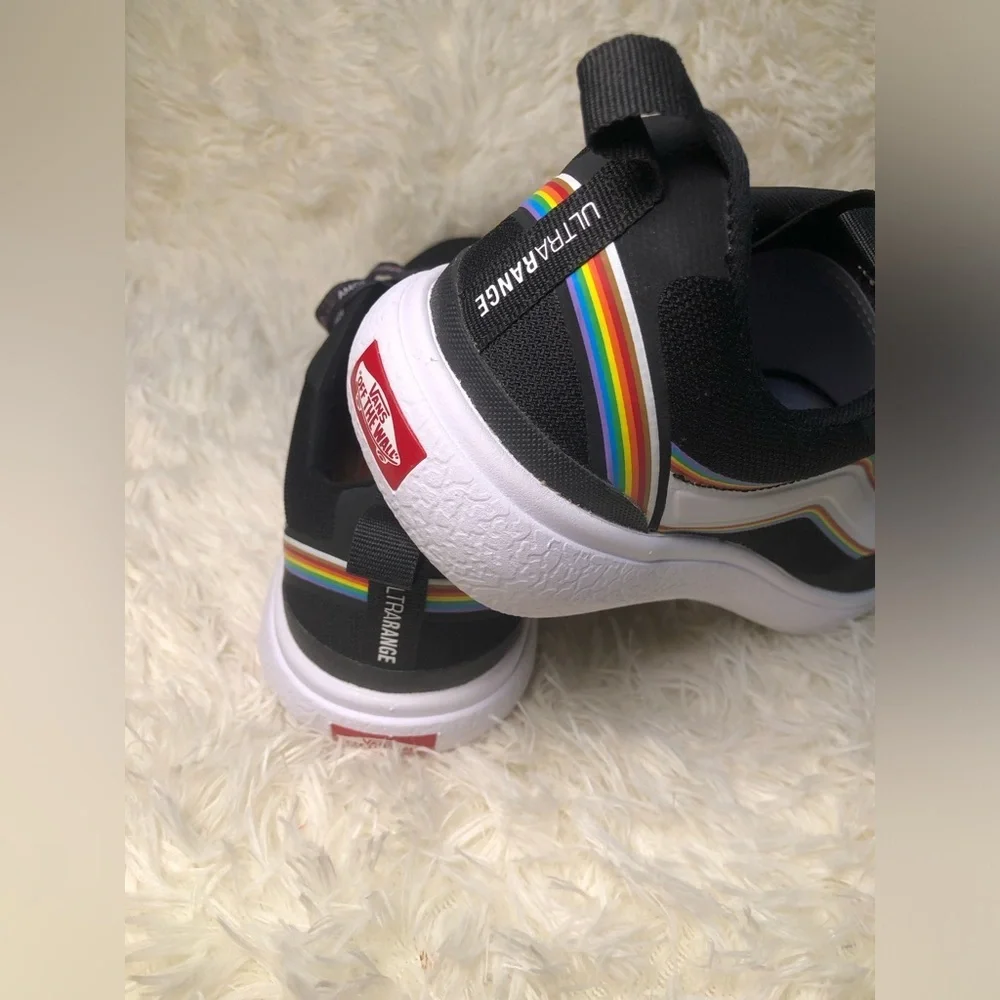 Vans Black/Pride Sneakers w/ White Stripe & Rainbow Trim Men’s 9 Women’s 10.5 🌈
